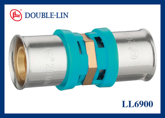 Fittings press persegi yang tersusun lurus